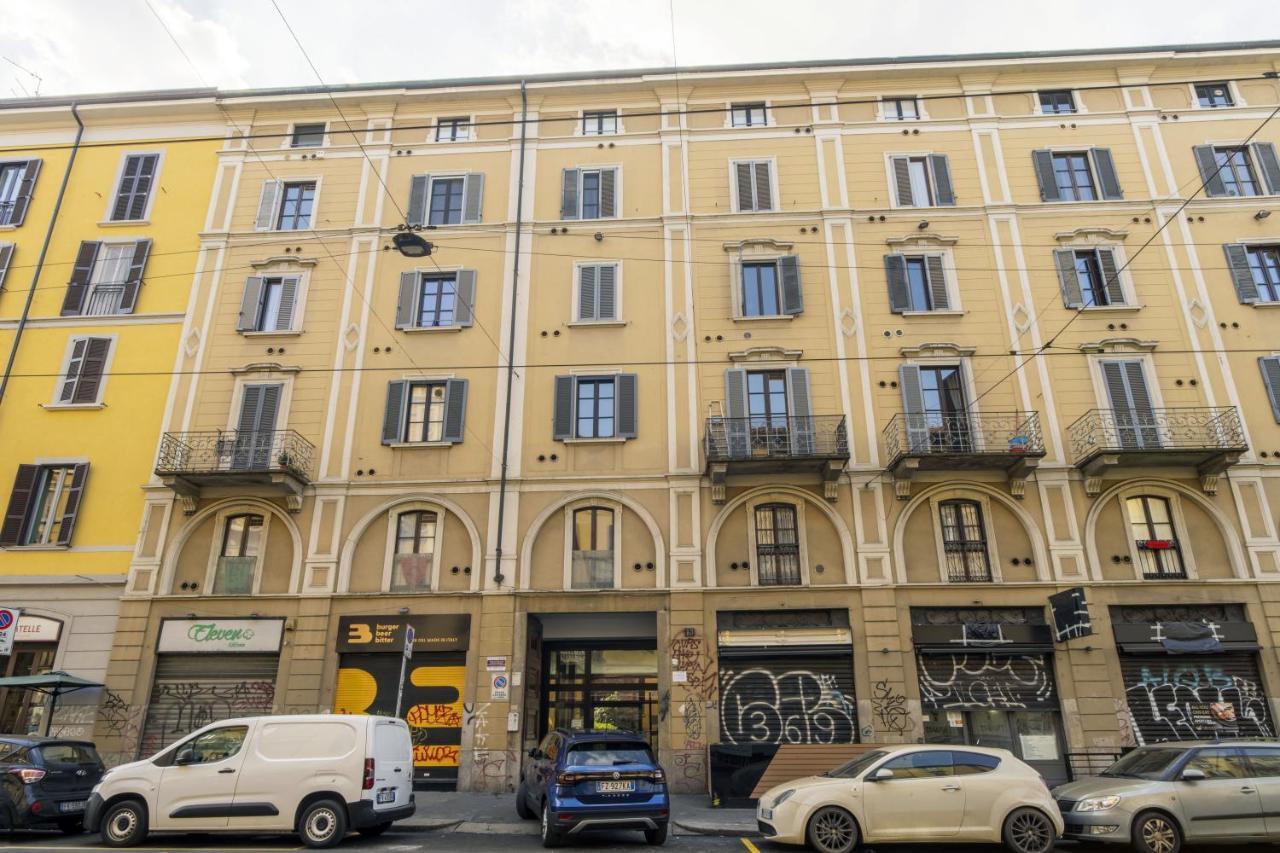 Cozy & Comfy Apt In Navigli Area Milan Luaran gambar